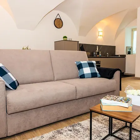 Lägenhet Casa Nichy Adro