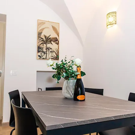 Casa Nichy Lägenhet *